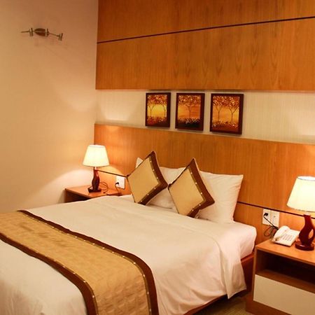 Danang Petro Hotel Extérieur photo
