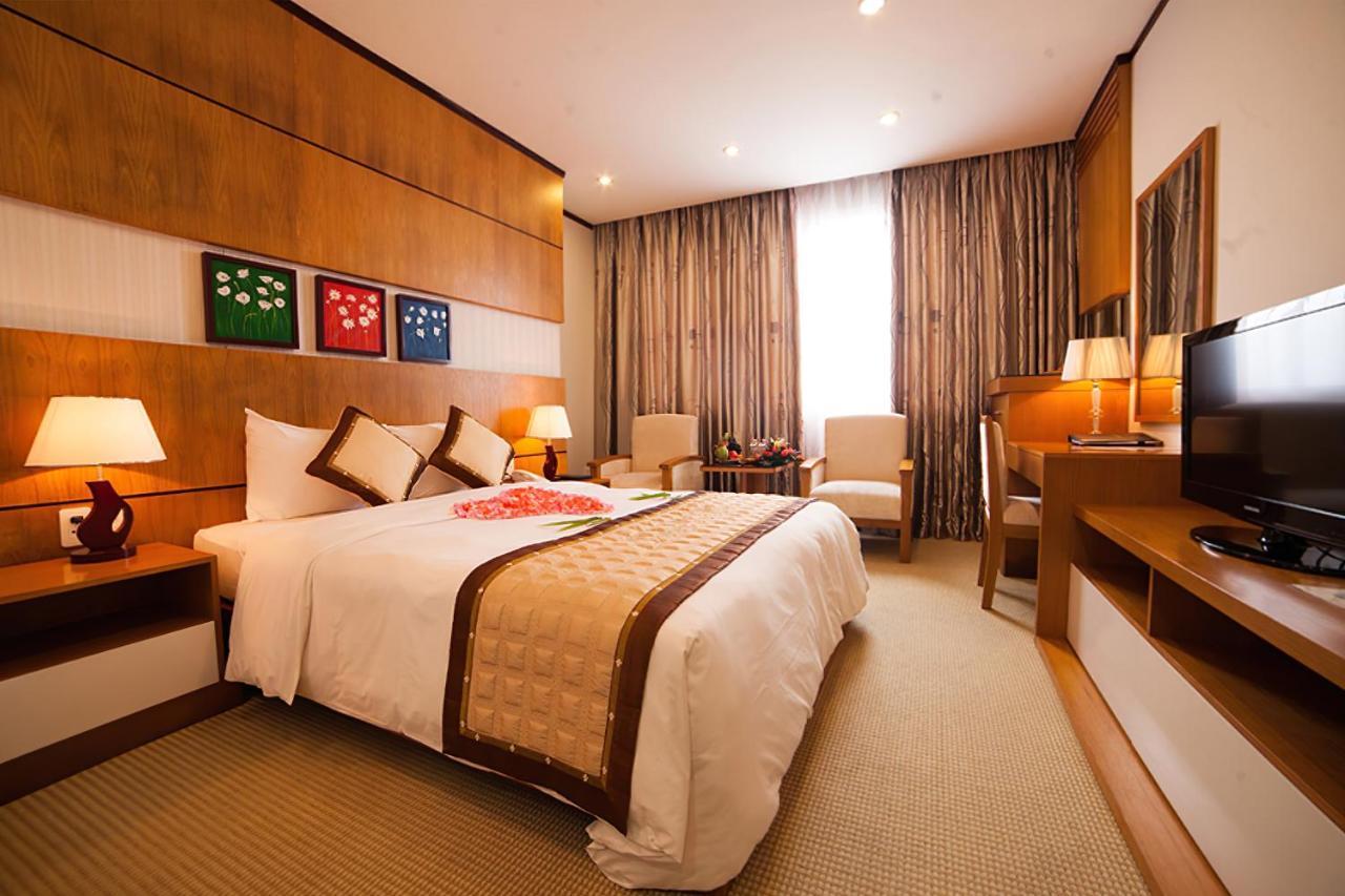 Danang Petro Hotel Extérieur photo