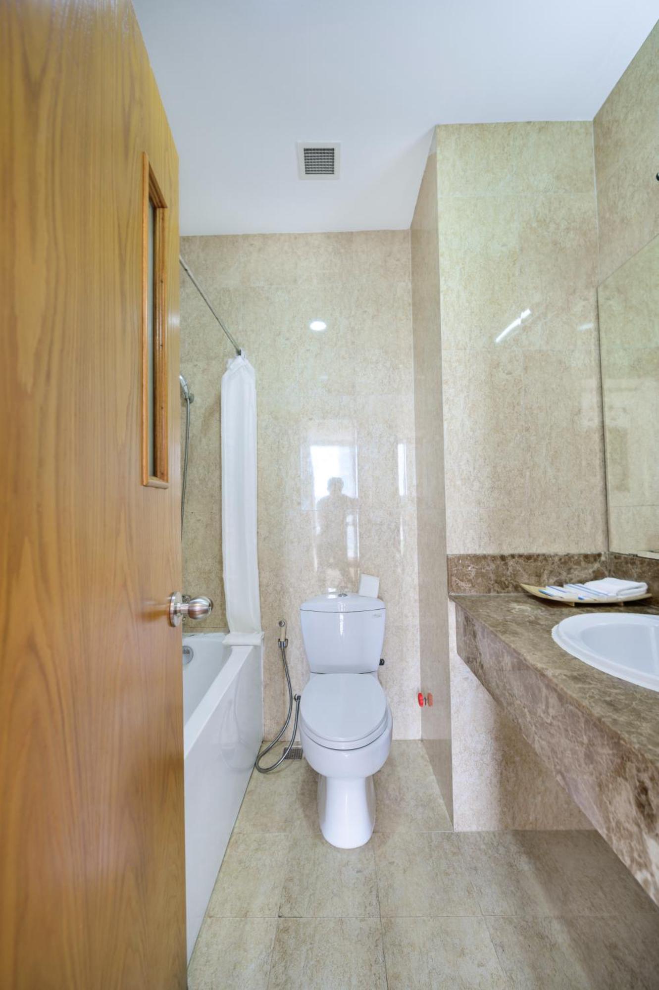 Danang Petro Hotel Extérieur photo