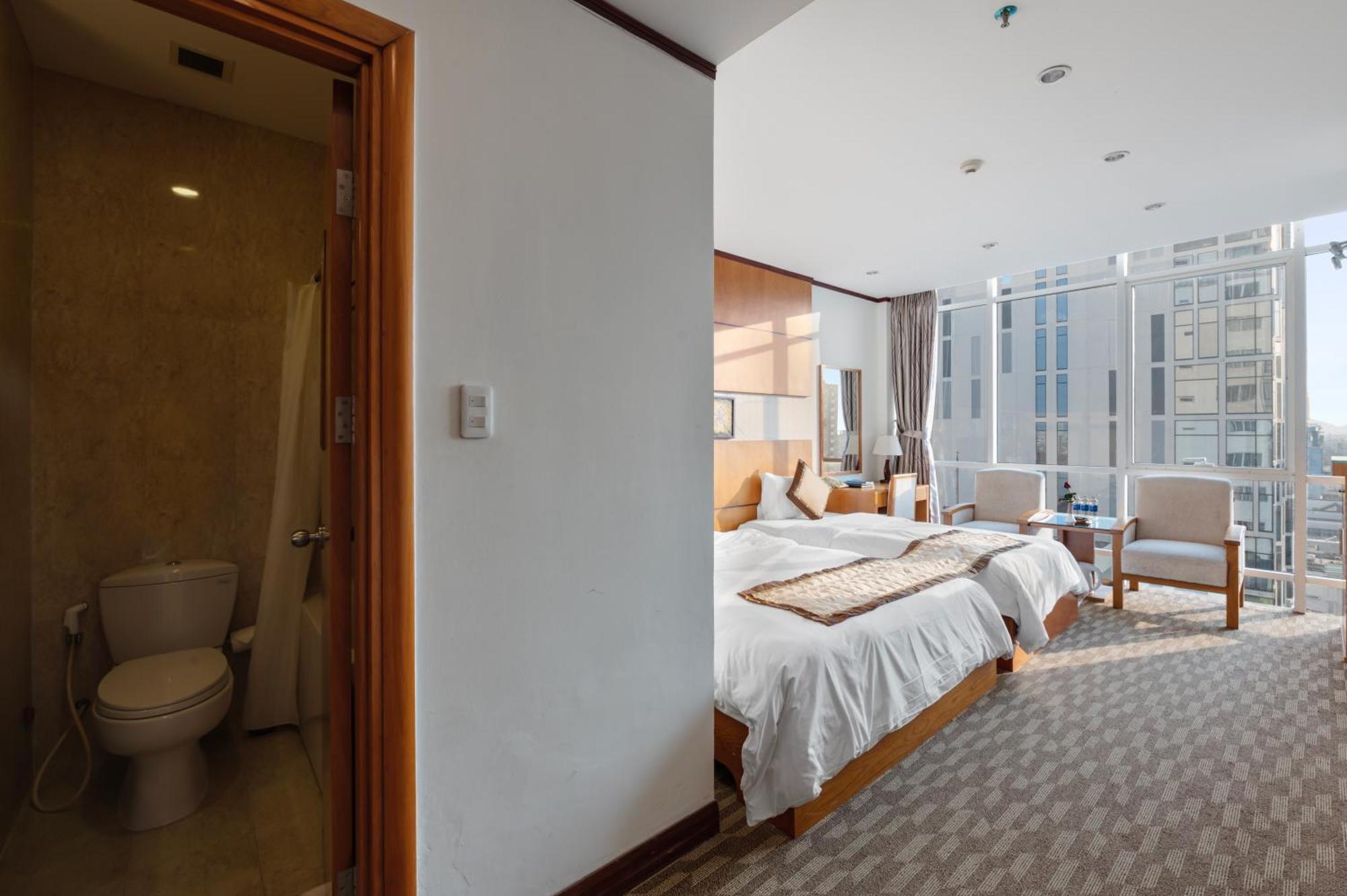 Danang Petro Hotel Extérieur photo