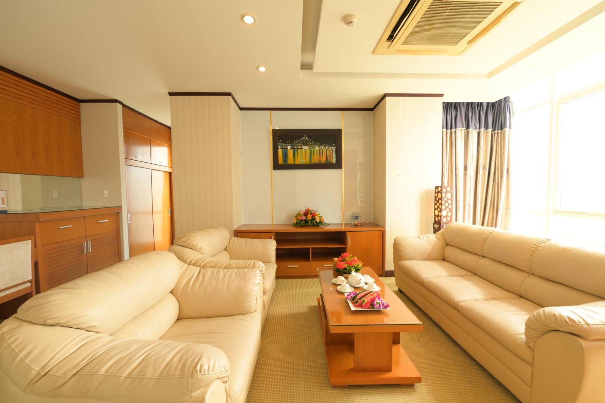 Danang Petro Hotel Extérieur photo