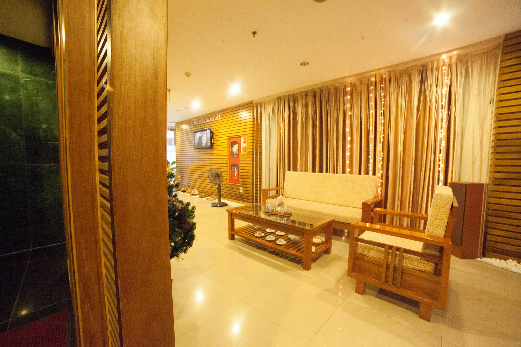 Danang Petro Hotel Extérieur photo
