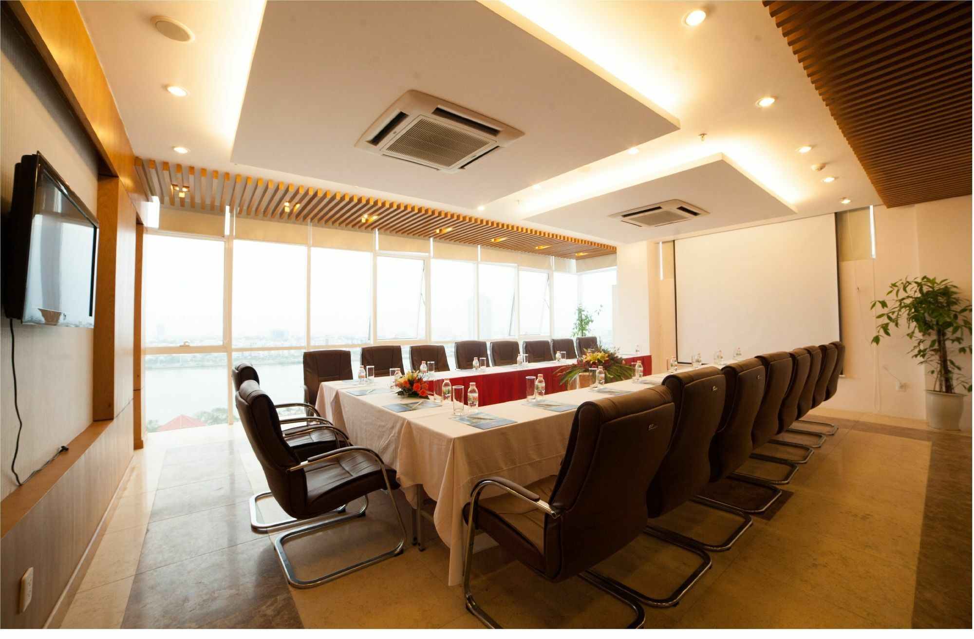 Danang Petro Hotel Extérieur photo