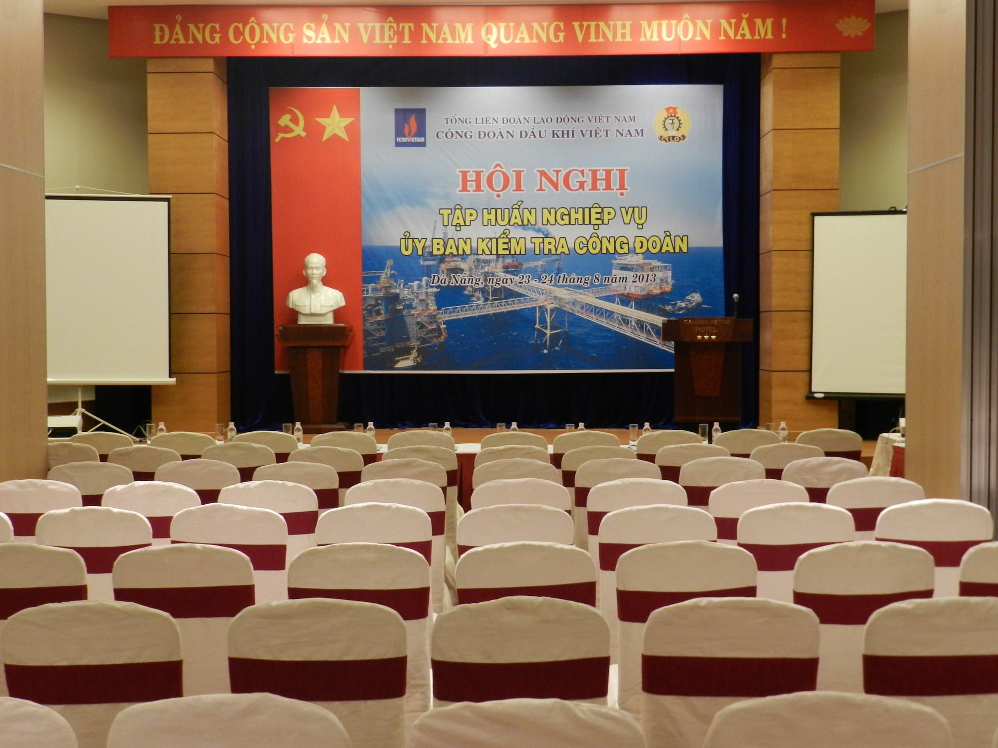 Danang Petro Hotel Extérieur photo