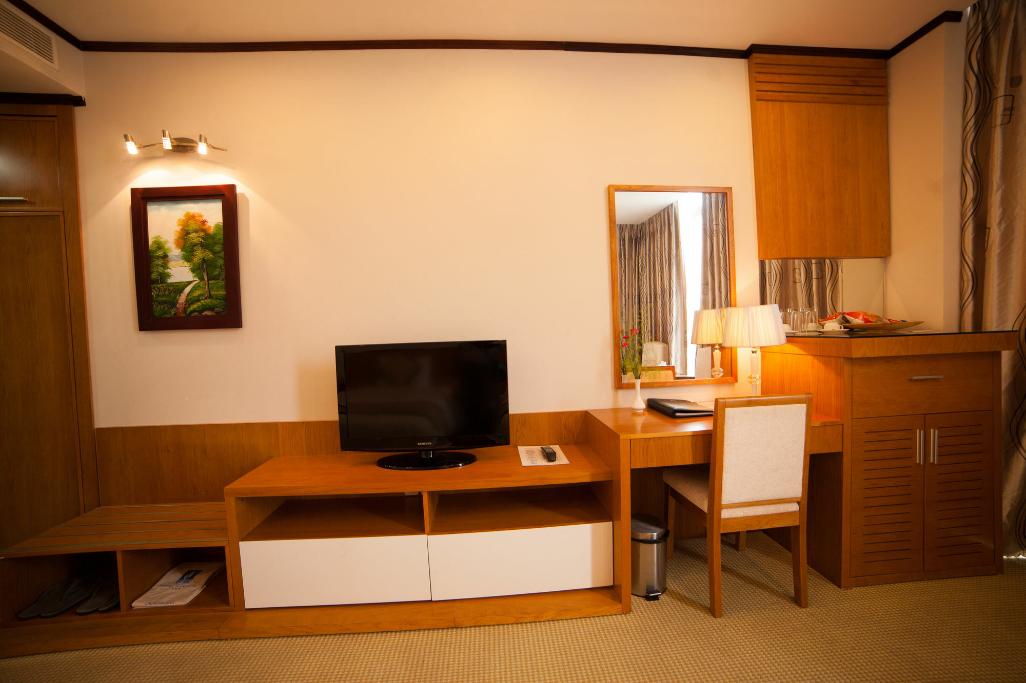 Danang Petro Hotel Extérieur photo