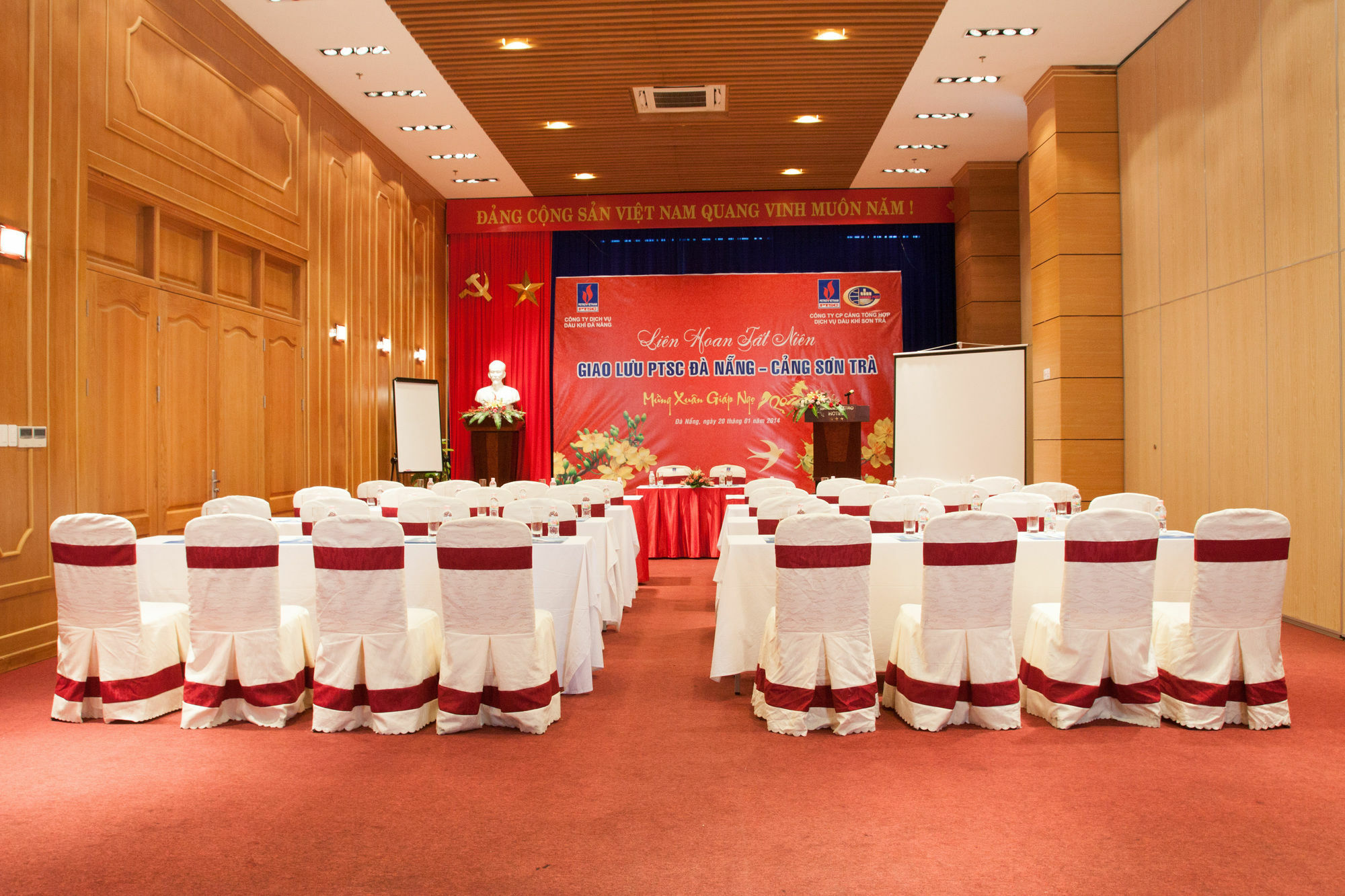 Danang Petro Hotel Extérieur photo