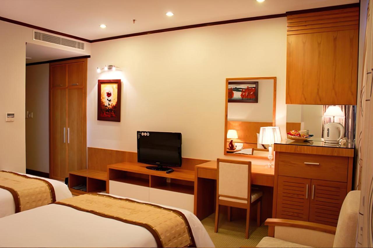 Danang Petro Hotel Extérieur photo